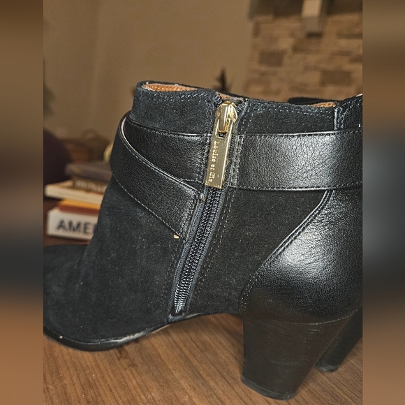 LOUISE ET CIE Lo Vosse Black leather and suede ankle boots. Size 7 - Picture 5 of 11